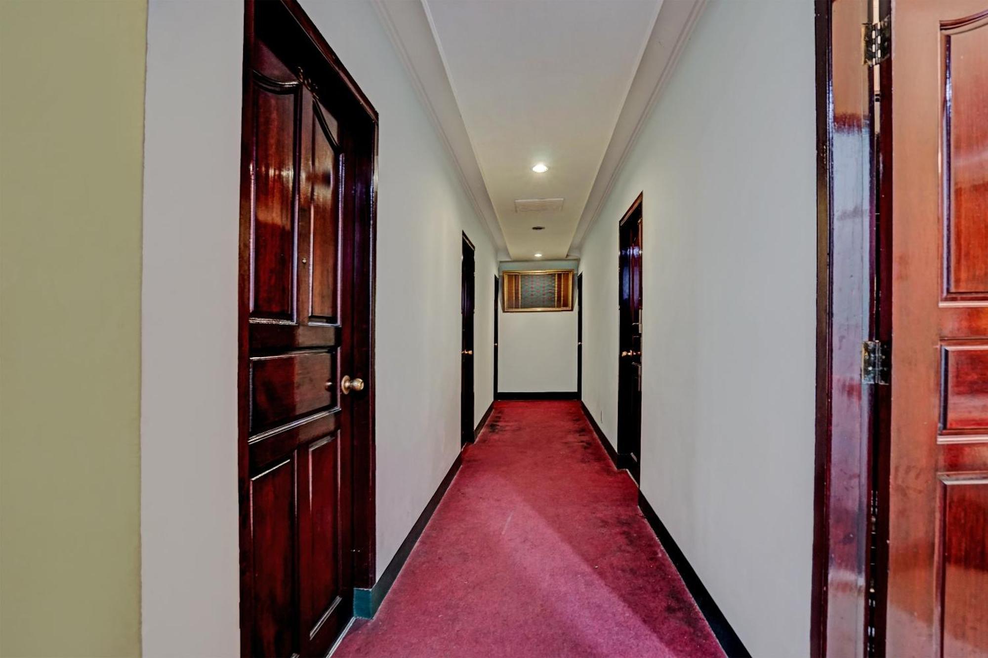 Super Oyo 91805 Hotel Wisma Bari Palembang Zewnętrze zdjęcie