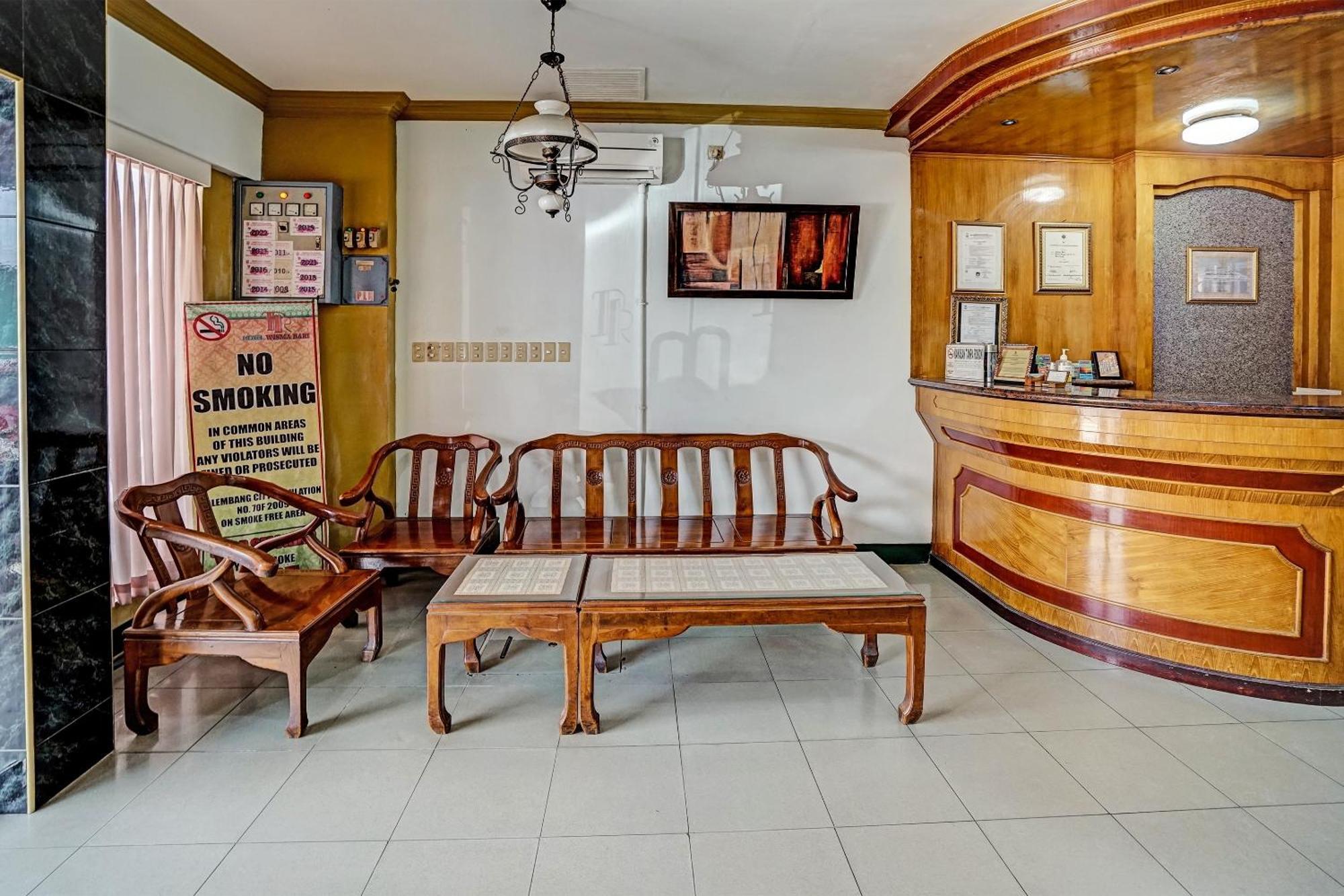 Super Oyo 91805 Hotel Wisma Bari Palembang Zewnętrze zdjęcie