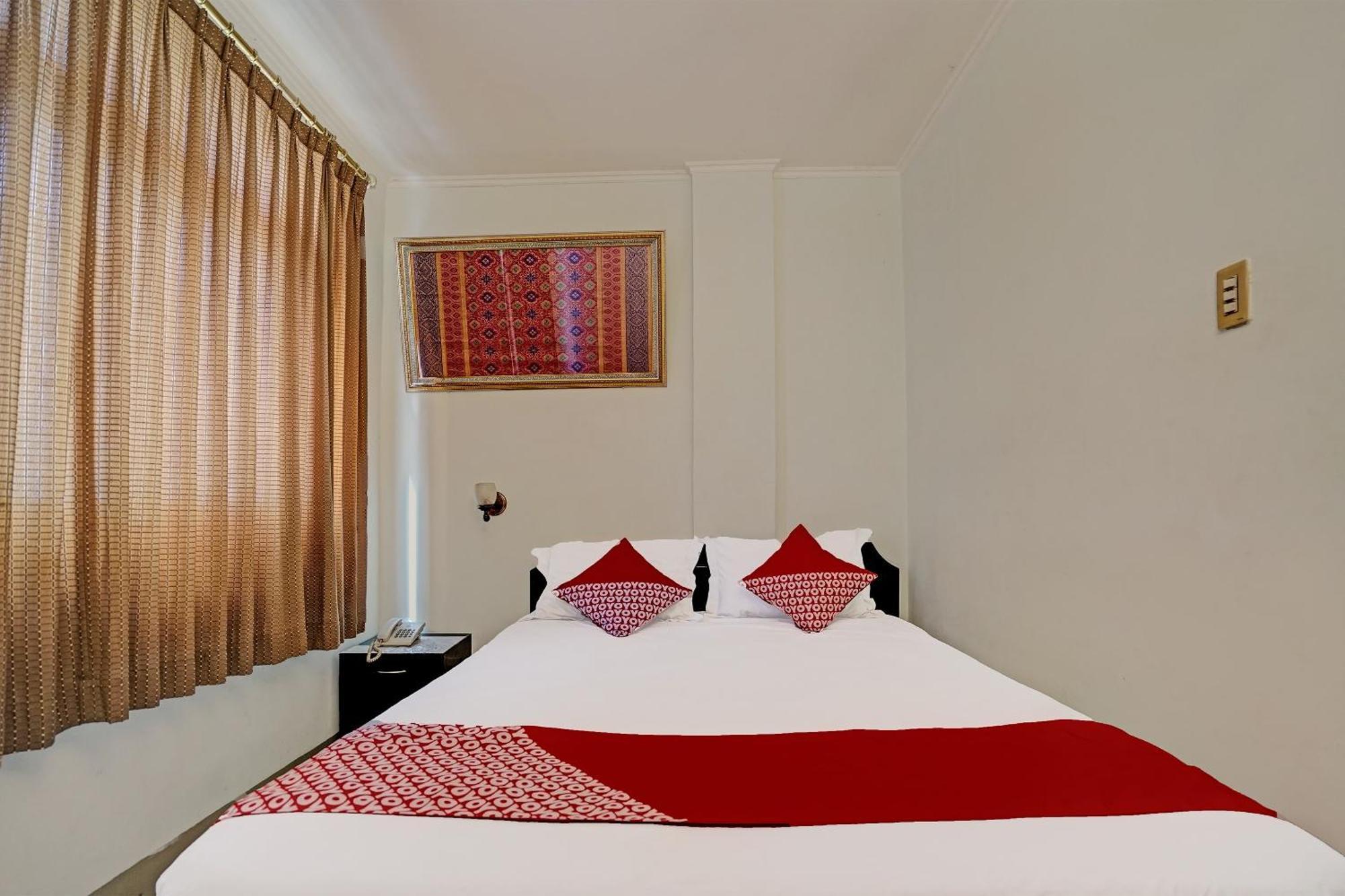 Super Oyo 91805 Hotel Wisma Bari Palembang Zewnętrze zdjęcie