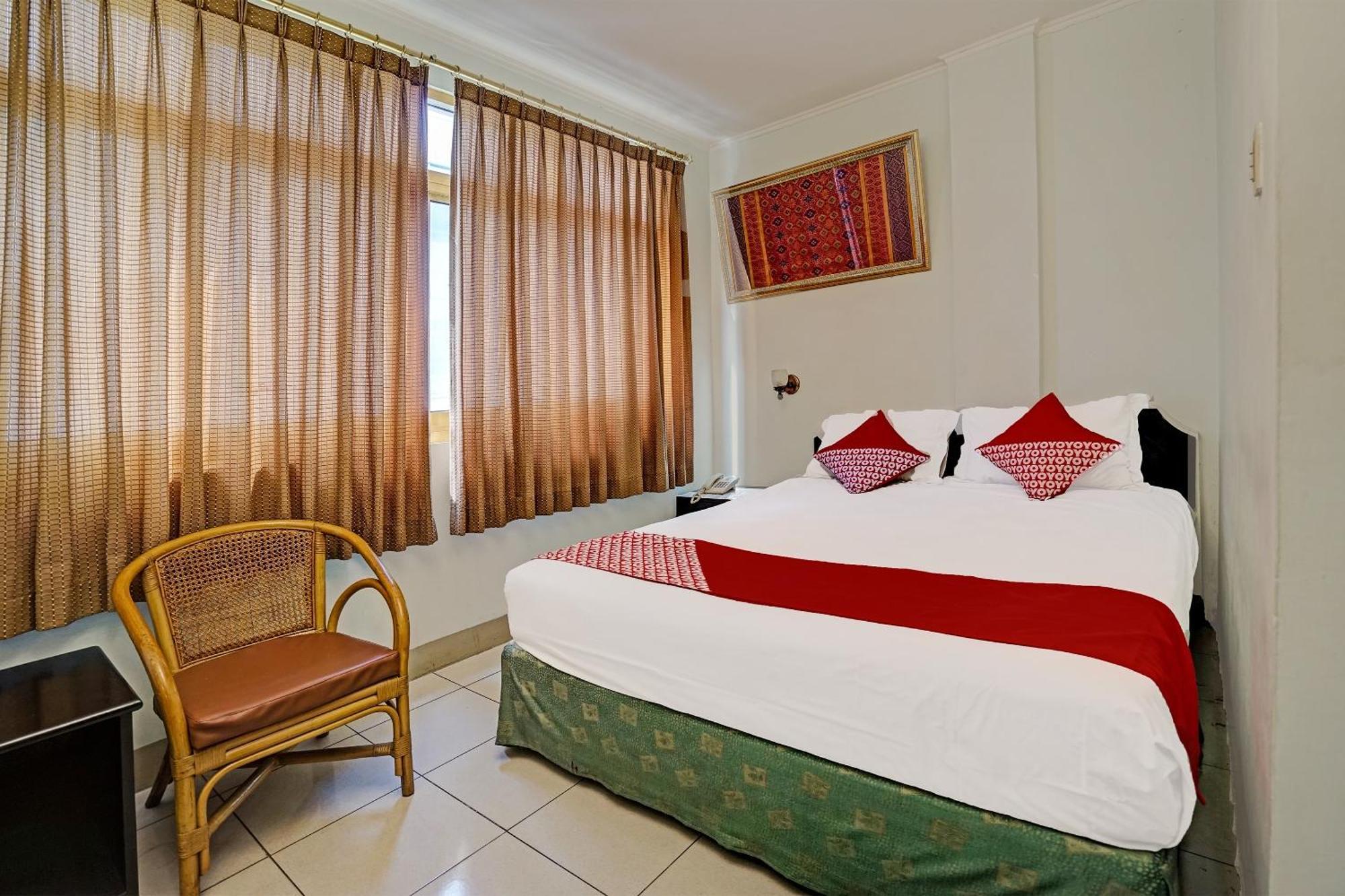 Super Oyo 91805 Hotel Wisma Bari Palembang Zewnętrze zdjęcie