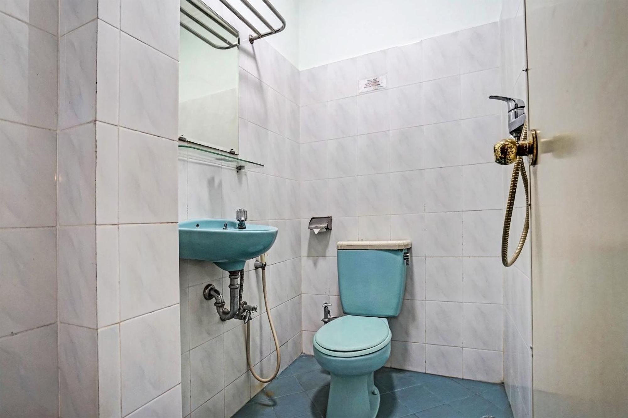 Super Oyo 91805 Hotel Wisma Bari Palembang Zewnętrze zdjęcie