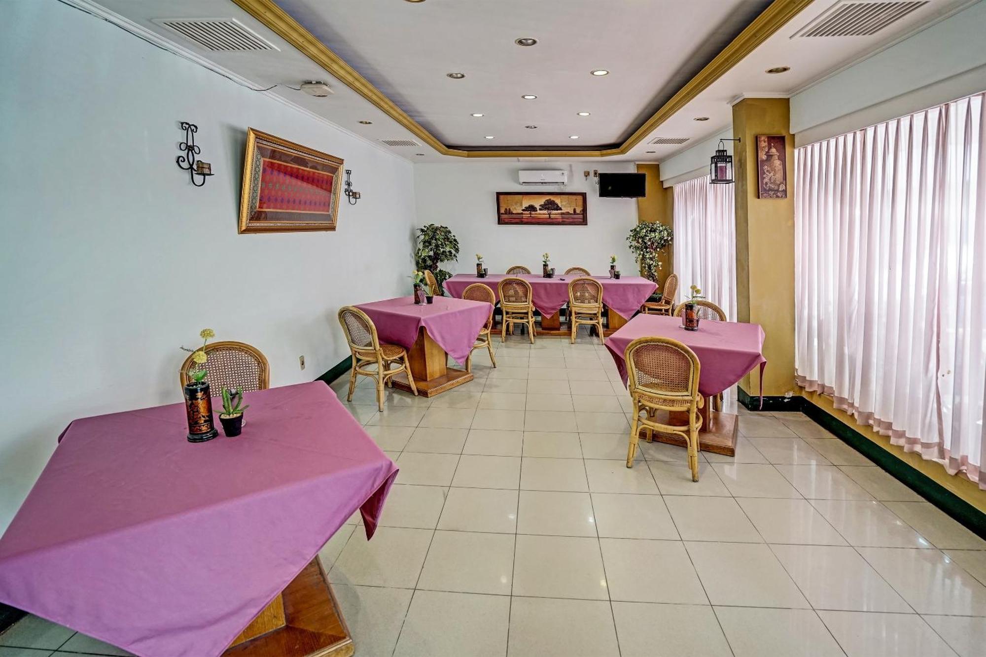Super Oyo 91805 Hotel Wisma Bari Palembang Zewnętrze zdjęcie
